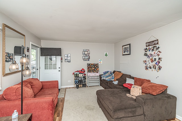 living room with carpet flooring