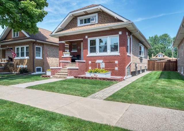 view of front facade with a front lawn