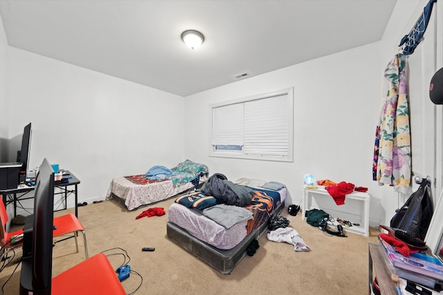 bedroom with carpet flooring