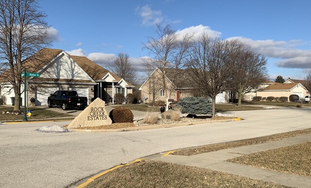525 Diamond Dr, Manteno, IL 60950