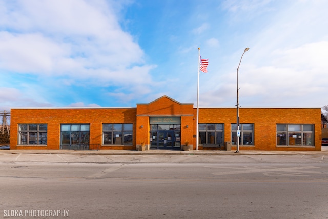 view of building exterior