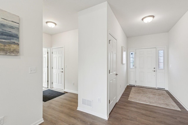 601 Virginia St, Elburn, IL 60119 - living room with wood finished floors and lofted ceiling