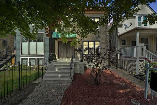 view of front facade featuring a porch