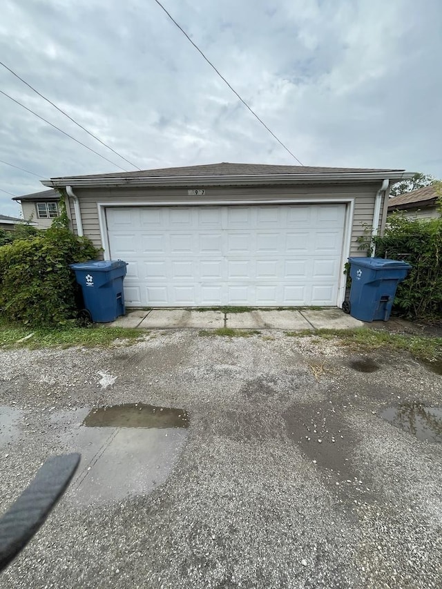 view of detached garage