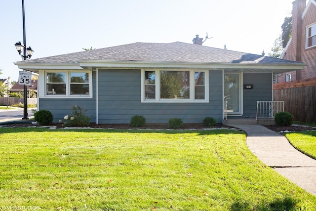 view of front of house featuring a front yard