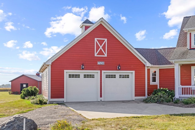 view of detached garage