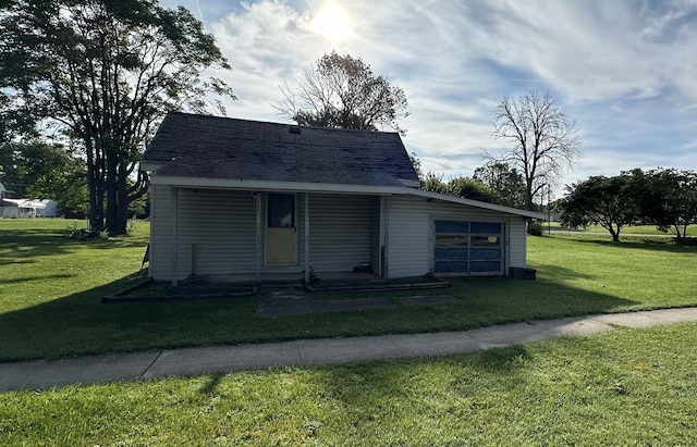 exterior space with a front yard
