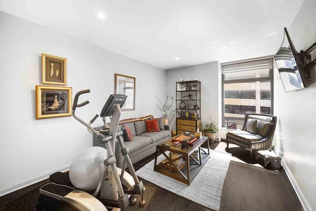 680 N Lake Shore Dr Unit 519, Chicago, IL 60611 - interior space featuring recessed lighting, wood finished floors, and baseboards