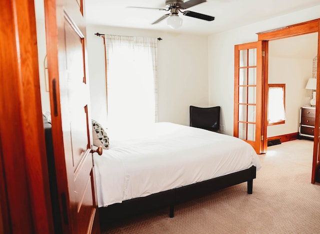 bedroom with carpet flooring and ceiling fan