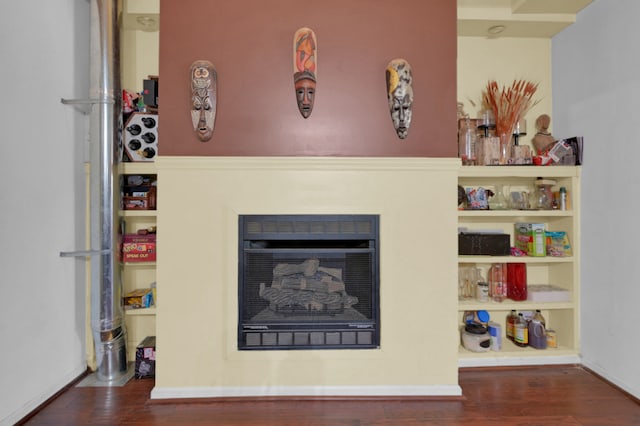 room details with hardwood / wood-style floors