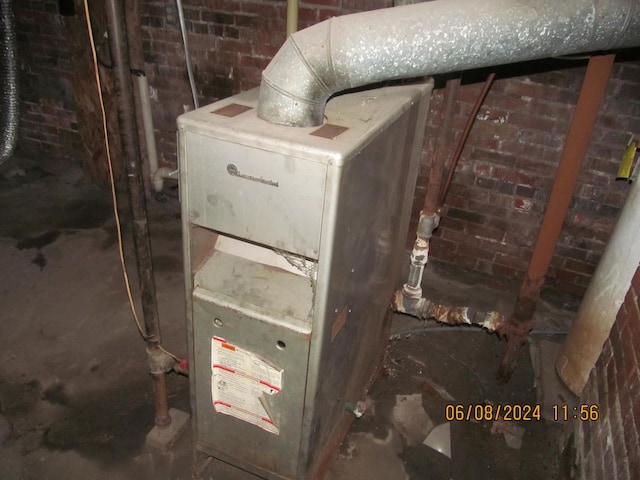 utilities with heating unit