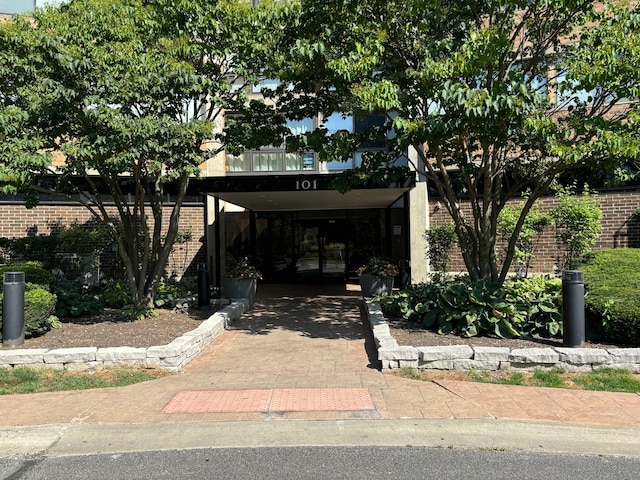 exterior space featuring a carport