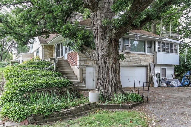 view of front of house with a garage