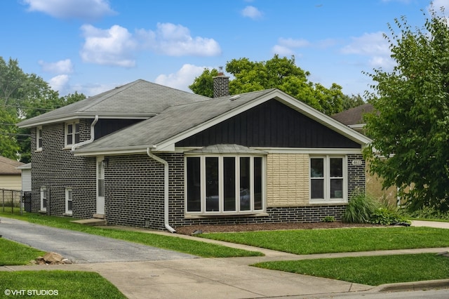 view of front of house