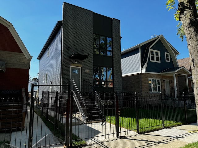 view of front facade