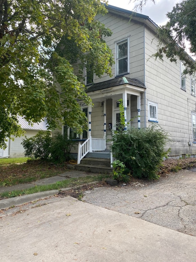 627 Hennepin St, Lasalle, IL 61301 - view of front of house