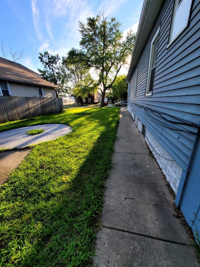 521 Forsythe Ave, Calumet City, IL 60409 - view of yard featuring fence