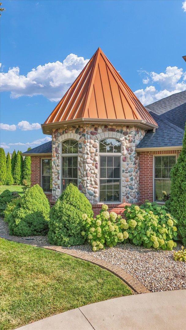 4703 W Kirby Ave, Champaign, IL 61822