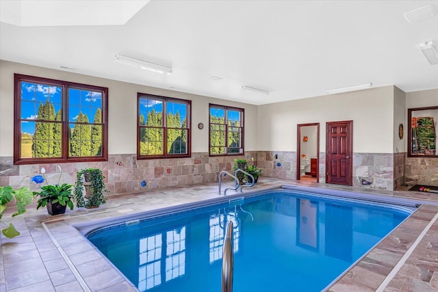 4703 W Kirby Ave, Champaign, IL 61822 - view of indoor pool