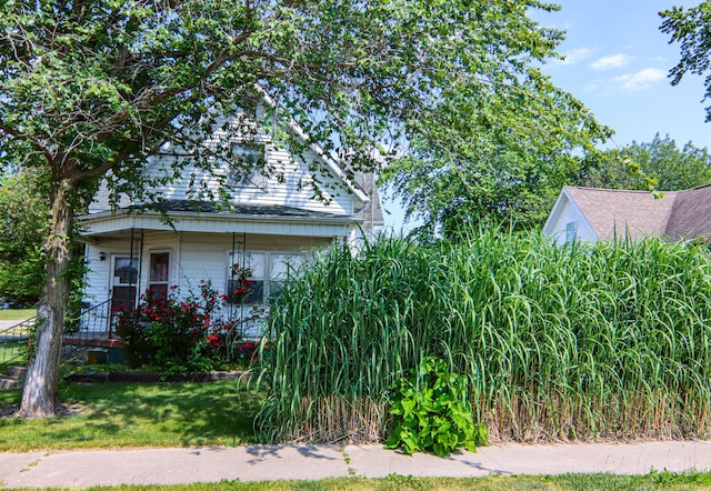 view of home's exterior