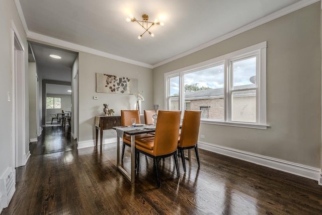 dining space featuring dark wood-style floors, baseboards, visible vents, and ornamental molding