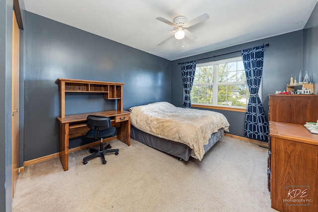 bedroom featuring carpet and ceiling fan