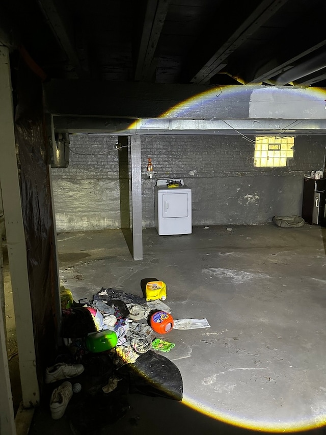 basement featuring washer / clothes dryer