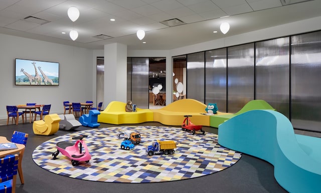 211 N Harbor Dr Unit 805, Chicago, IL 60601 - view of recreation room