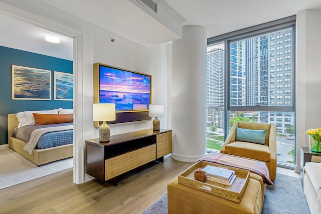 211 N Harbor Dr Unit 805, Chicago, IL 60601 - living area featuring a wall of windows and hardwood / wood-style floors