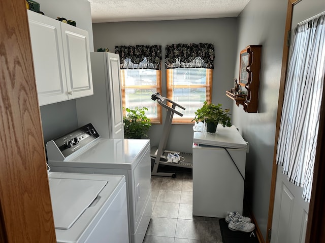 bathroom featuring shower / tub combo with curtain