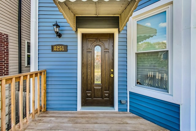 view of property entrance