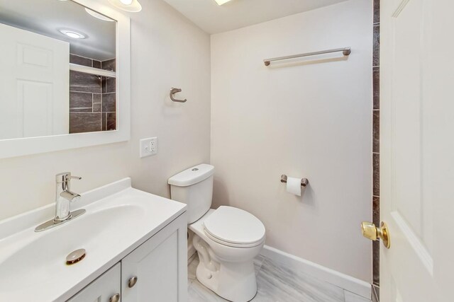 8251 S E End Ave, Chicago, IL 60617 - bathroom featuring vanity and a shower