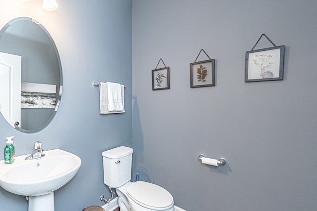 12740 Timber Wood Cir, Plainfield, IL 60585 - bathroom with a sink and toilet