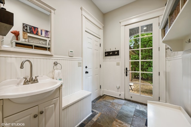 bathroom with vanity