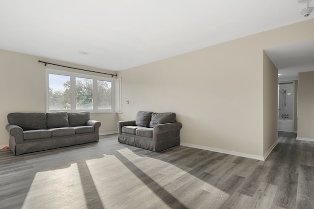 7204 Oak Ave Unit 3Se, River Forest, IL 60305 - living room featuring wood finished floors and baseboards