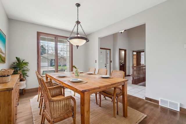 140 E Lynn St, South Elgin, IL 60177 - dining room with baseboards, visible vents, and light wood-style floors