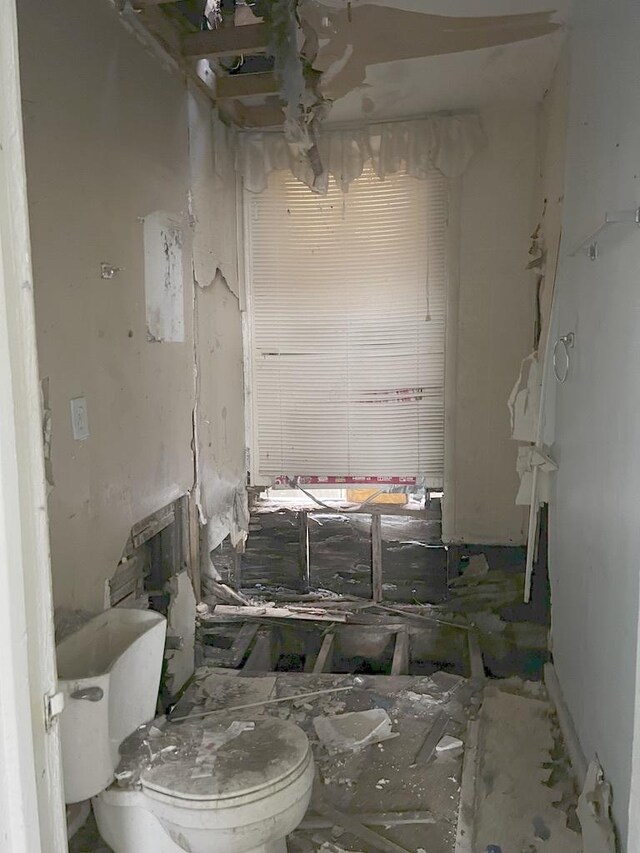 7533 S Ingleside Ave, Chicago, IL 60619 - photo 25
