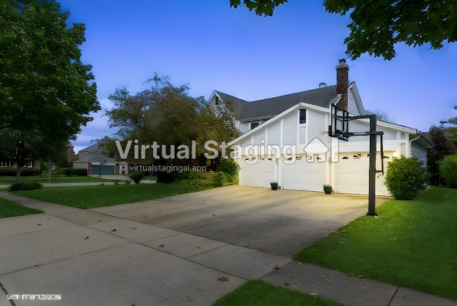 exterior space featuring a front yard