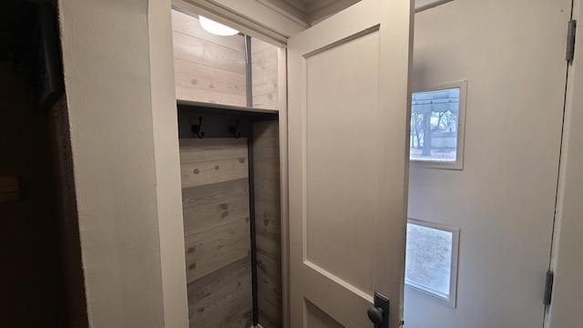 617 E Morgan St, Dixon, IL 61021 - detailed view