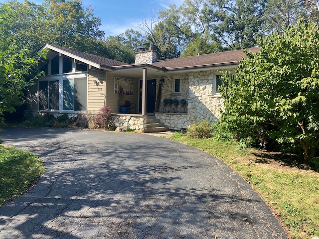 view of front of house with covered porch