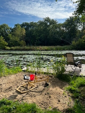 view of yard with a water view