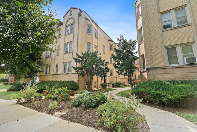 view of building exterior featuring cooling unit