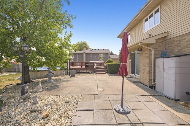 view of yard featuring a garage