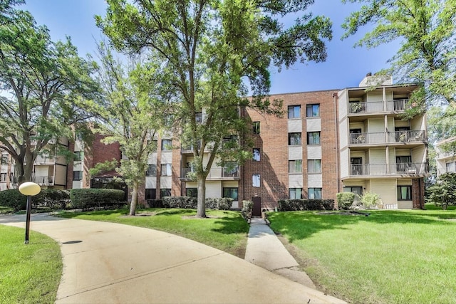 3050 Pheasant Creek Dr Unit 301, Northbrook, IL 60062 - photo 1