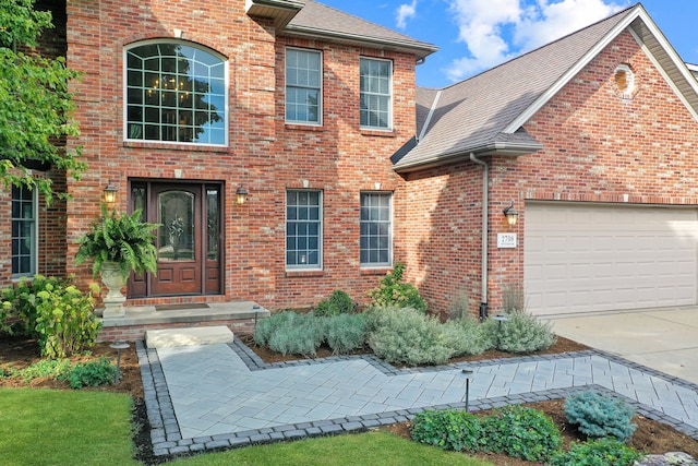 view of front of house featuring a garage