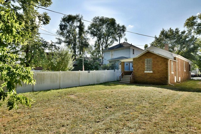 340 Pine St, Joliet, IL 60435 - exterior space featuring fence