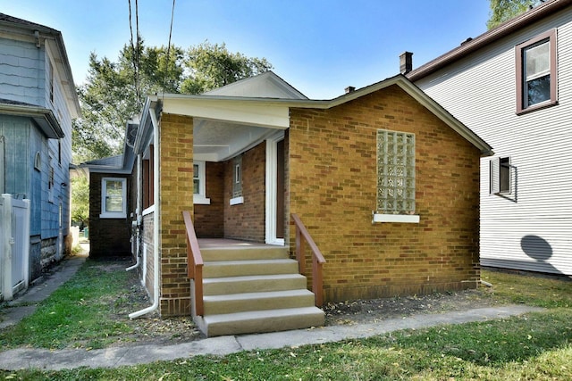 340 Pine St, Joliet, IL 60435 - view of front facade featuring brick siding