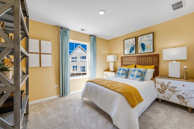 bedroom with carpet flooring