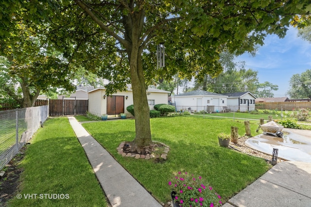 view of yard with a shed