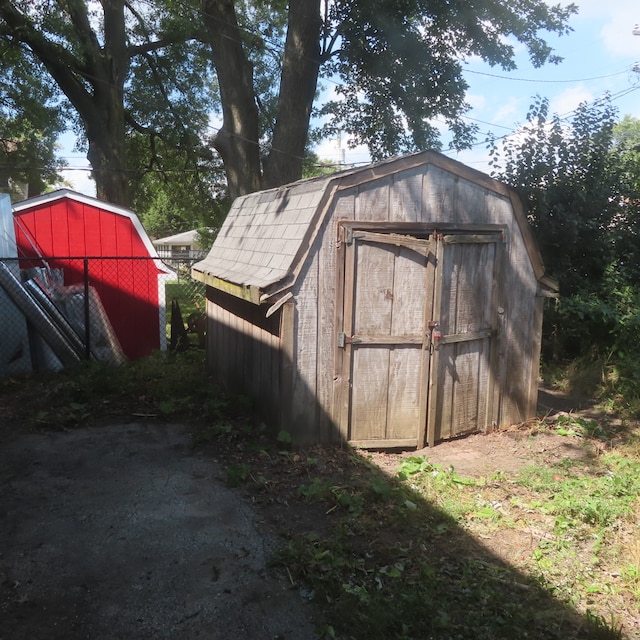 view of outbuilding